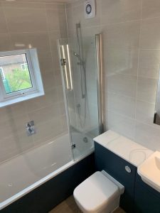 Main Bathroom Hadham Lodge