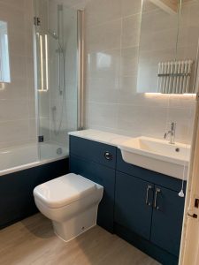 Main Bathroom Hadham Lodge