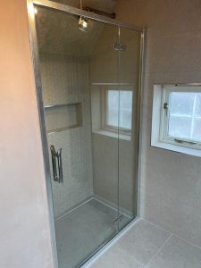 The Shearers master Ensuite